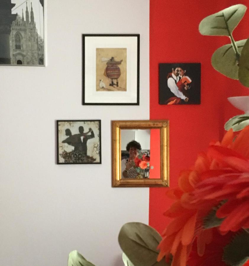 Rosso A Milano, Vicino Allo Ieo Apartment Milan